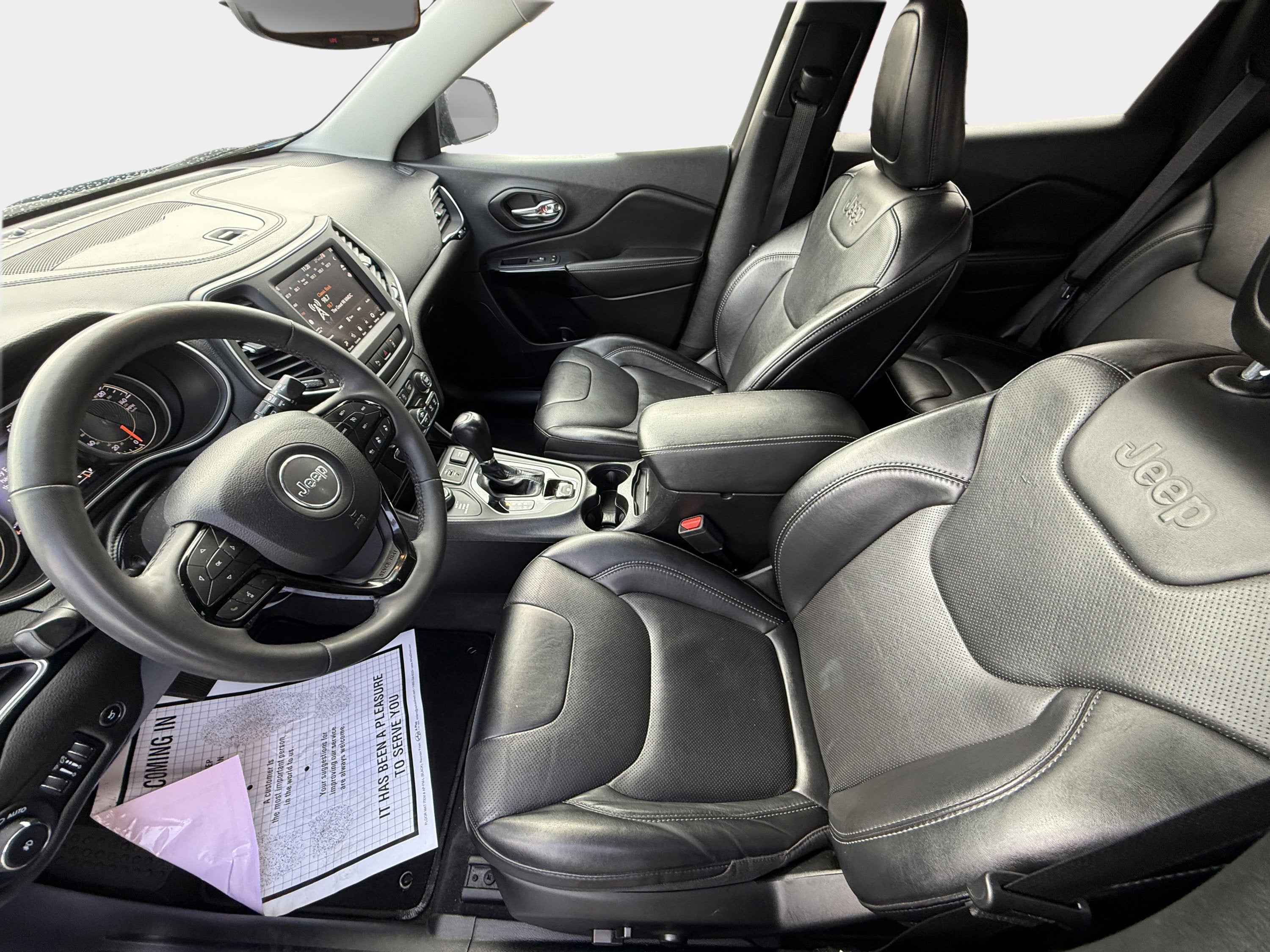 2023 Jeep Cherokee Altitude Lux