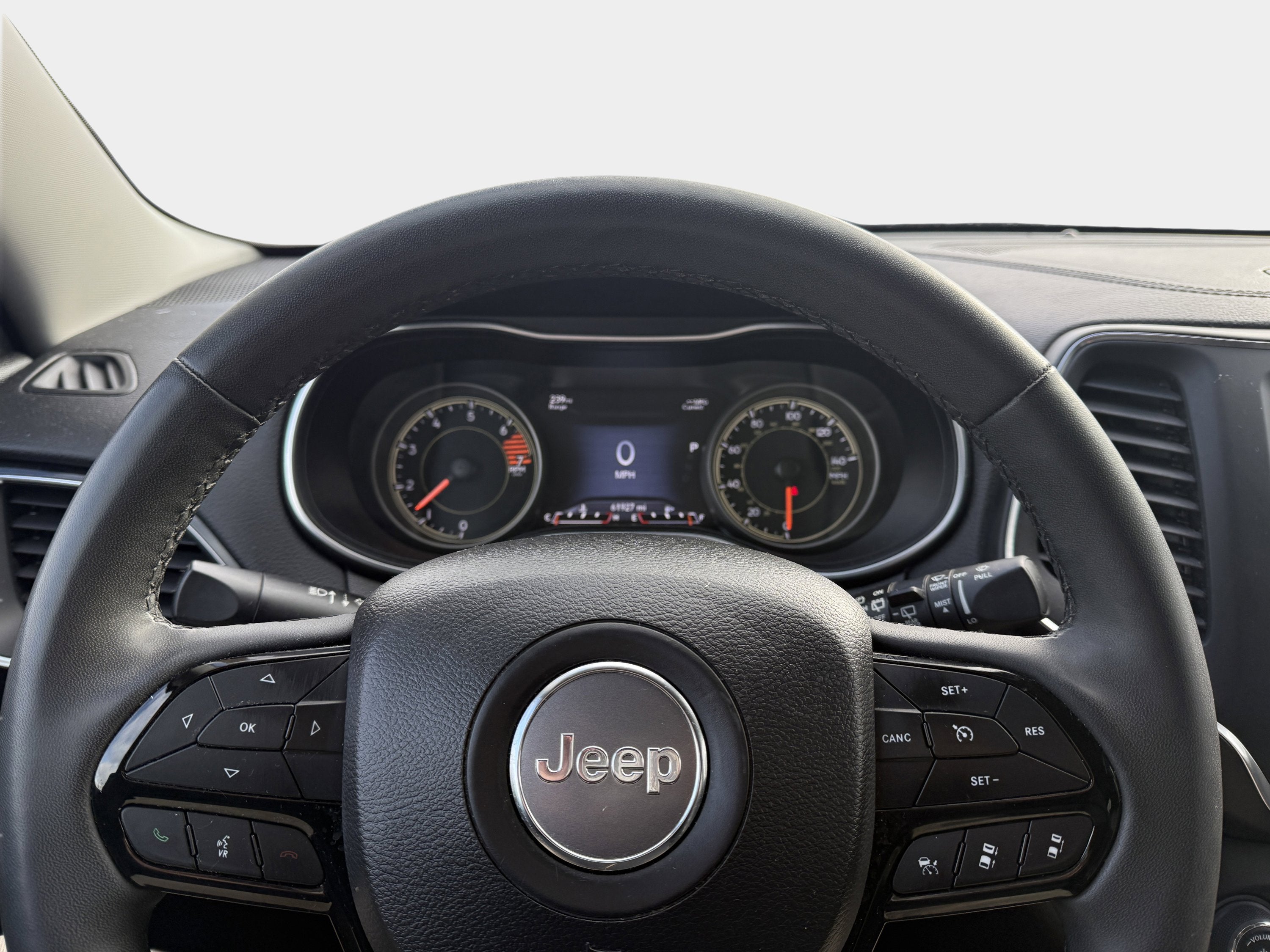 2023 Jeep Cherokee Altitude Lux