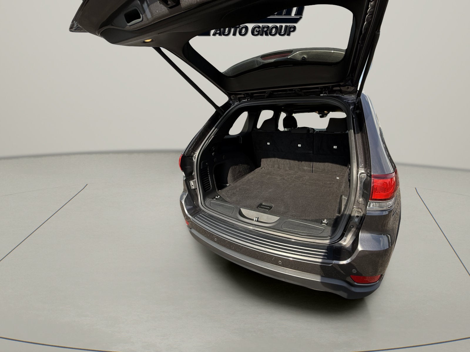 2020 Jeep Grand Cherokee Laredo E