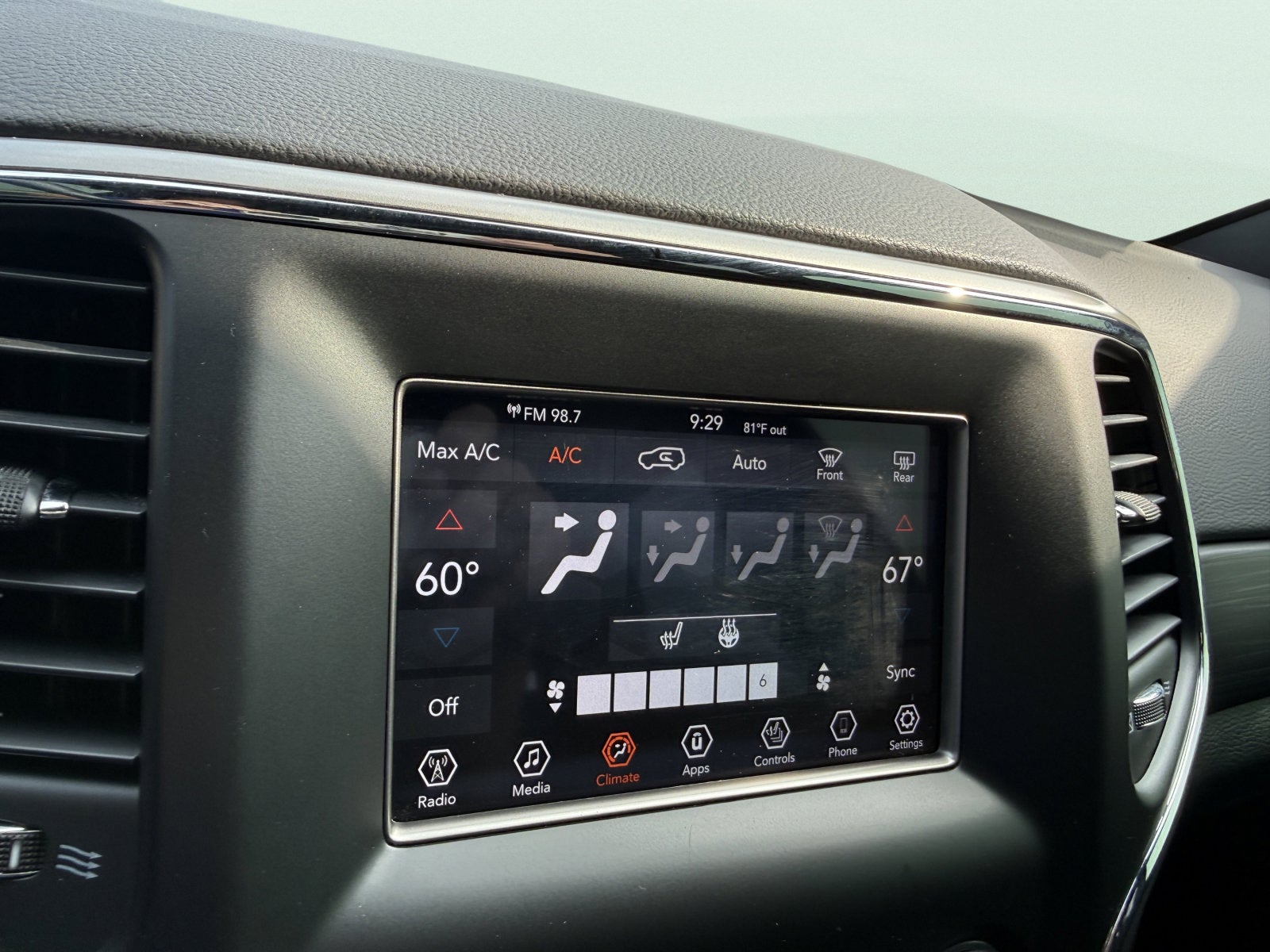 2021 Jeep Grand Cherokee Laredo E