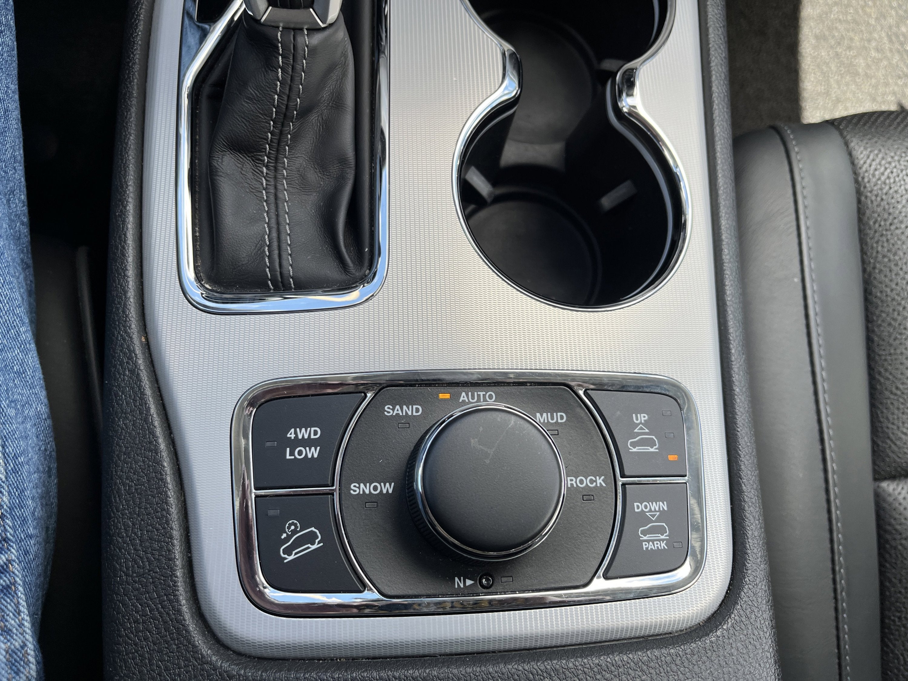 2021 Jeep Grand Cherokee Summit