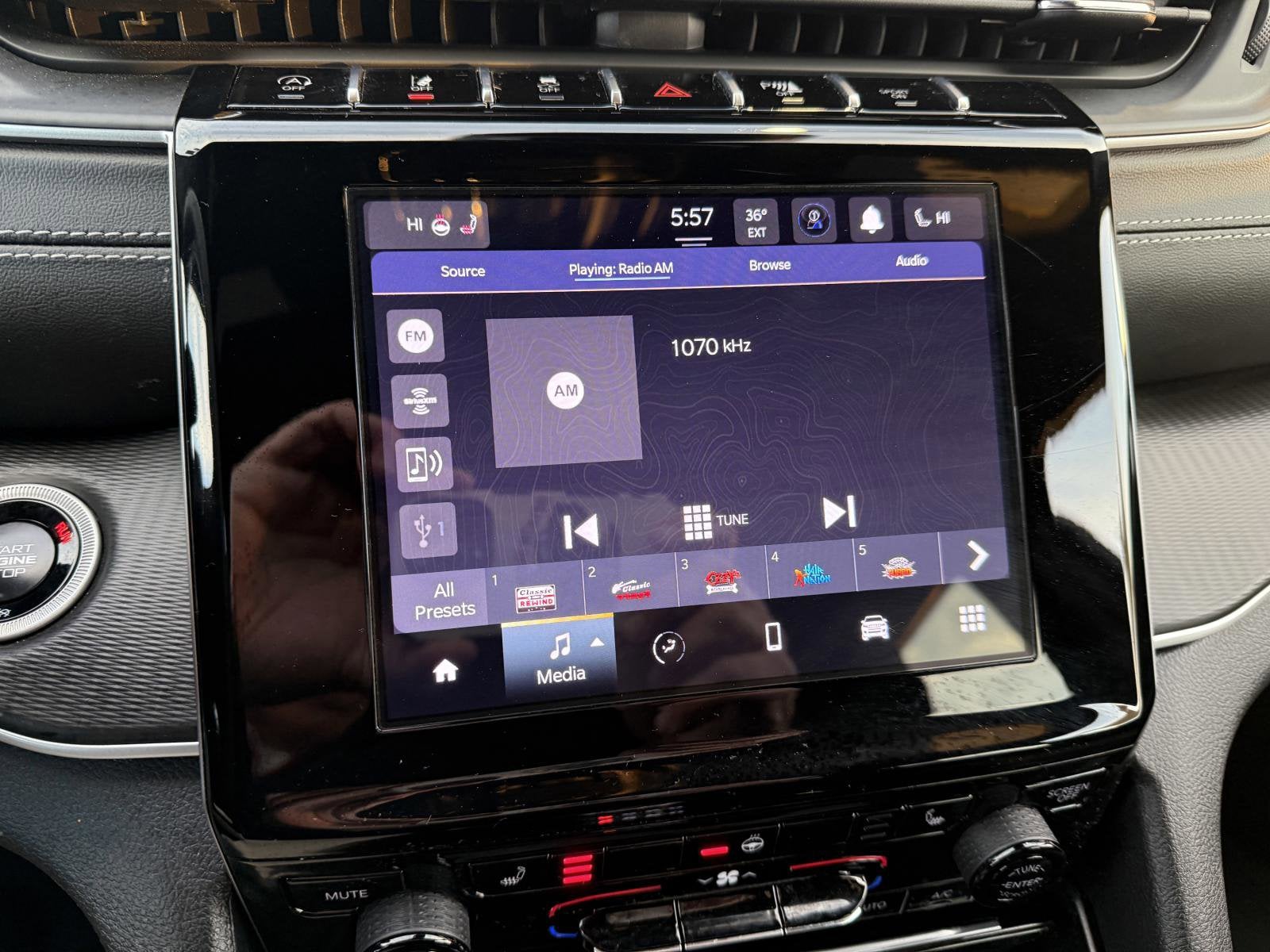 2024 Jeep Grand Cherokee Laredo X