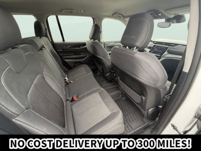 2023 Jeep Grand Cherokee Laredo