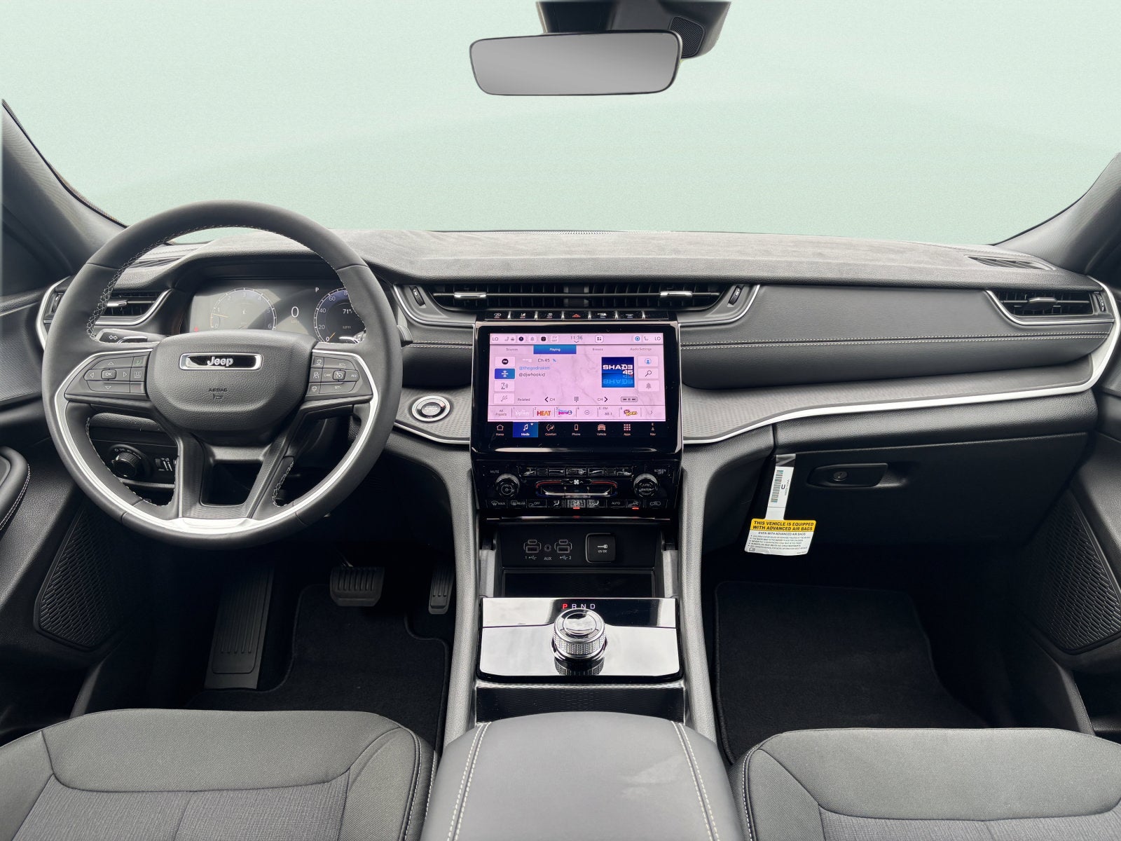 2027 Jeep Grand Cherokee Laredo X