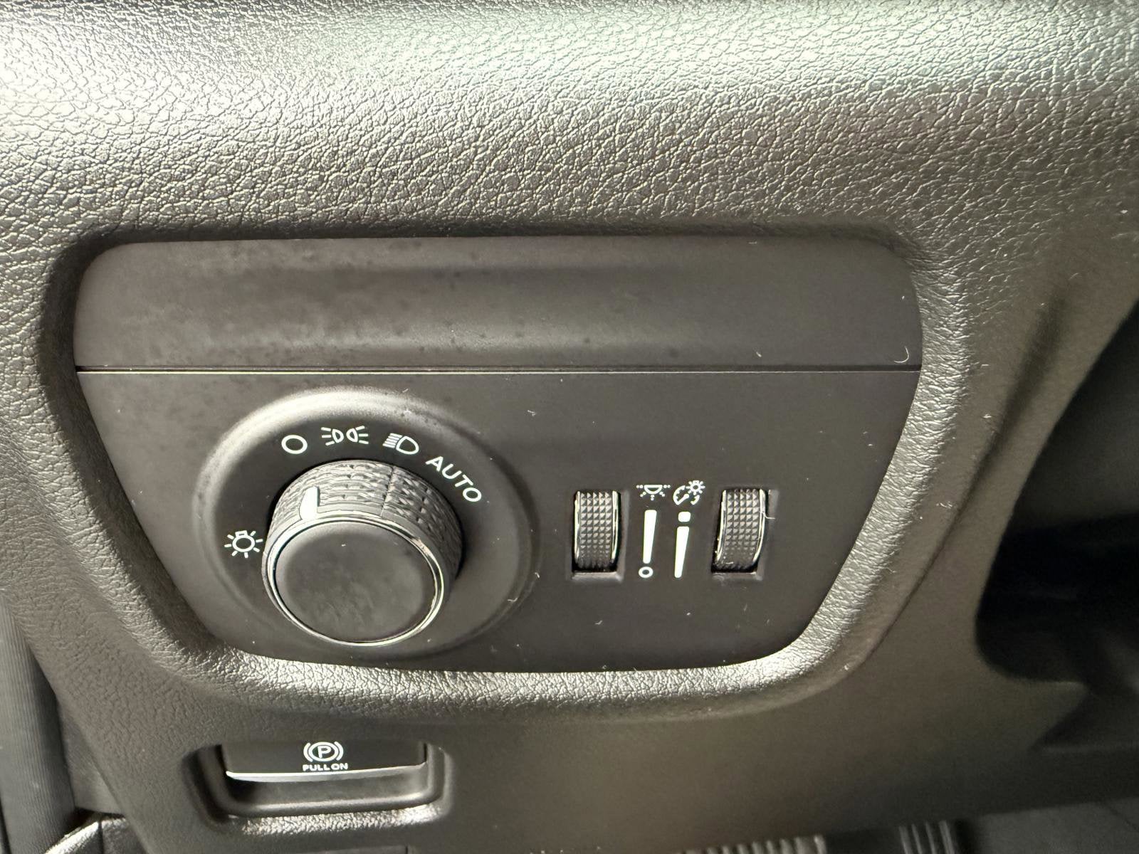 2024 Jeep Grand Cherokee Laredo X