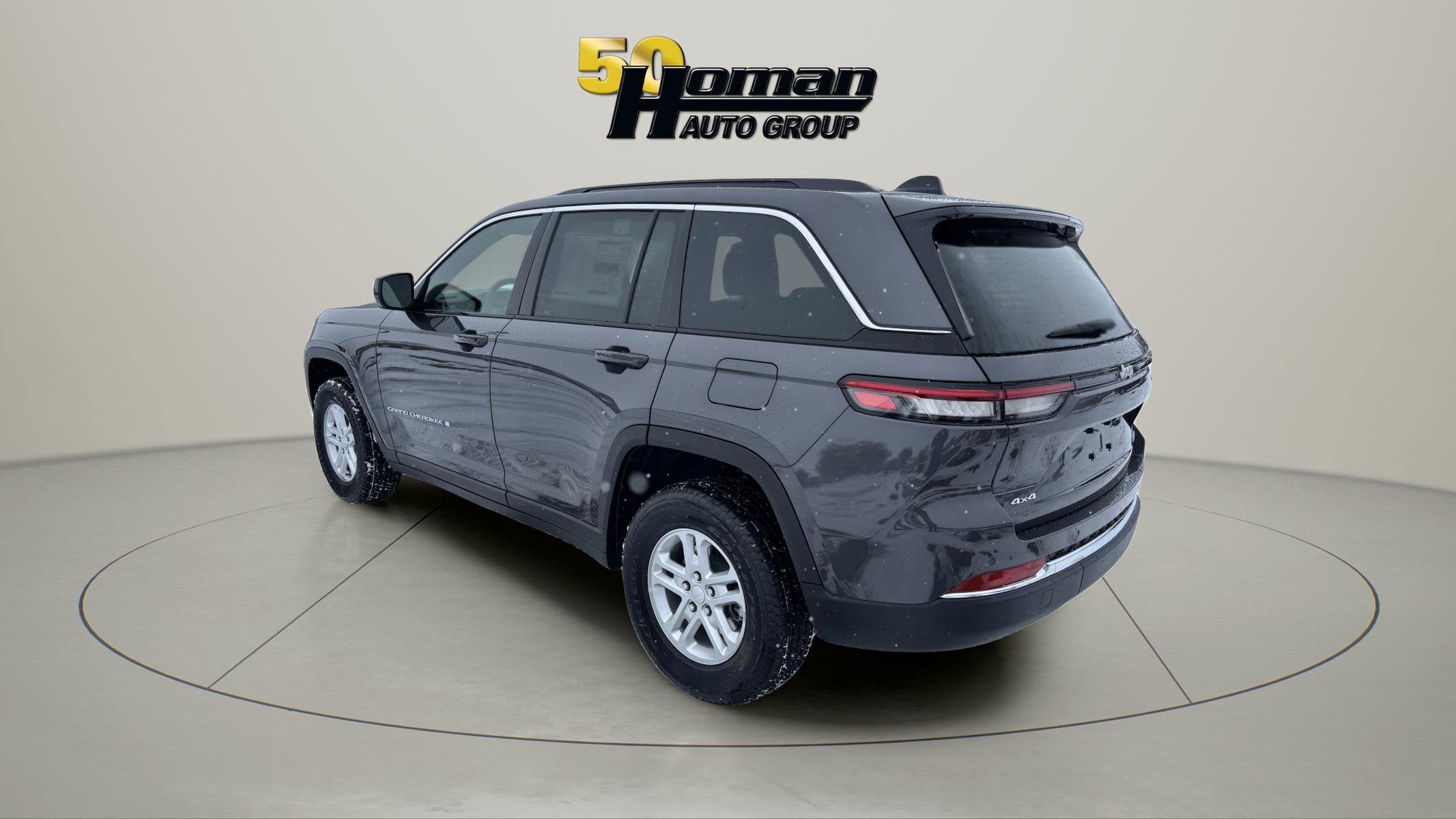 2025 Jeep Grand Cherokee Laredo