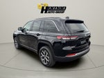 2027 Jeep Grand Cherokee Laredo X