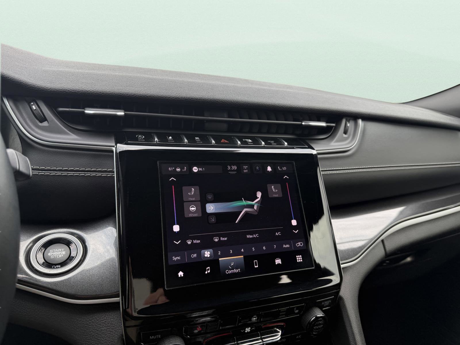 2022 Jeep Grand Cherokee Altitude