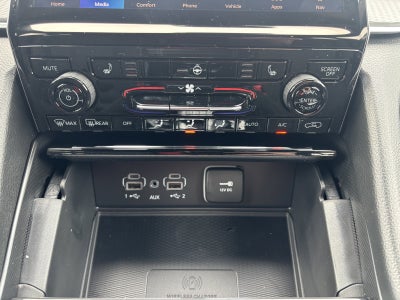 2027 Jeep Grand Cherokee Laredo X