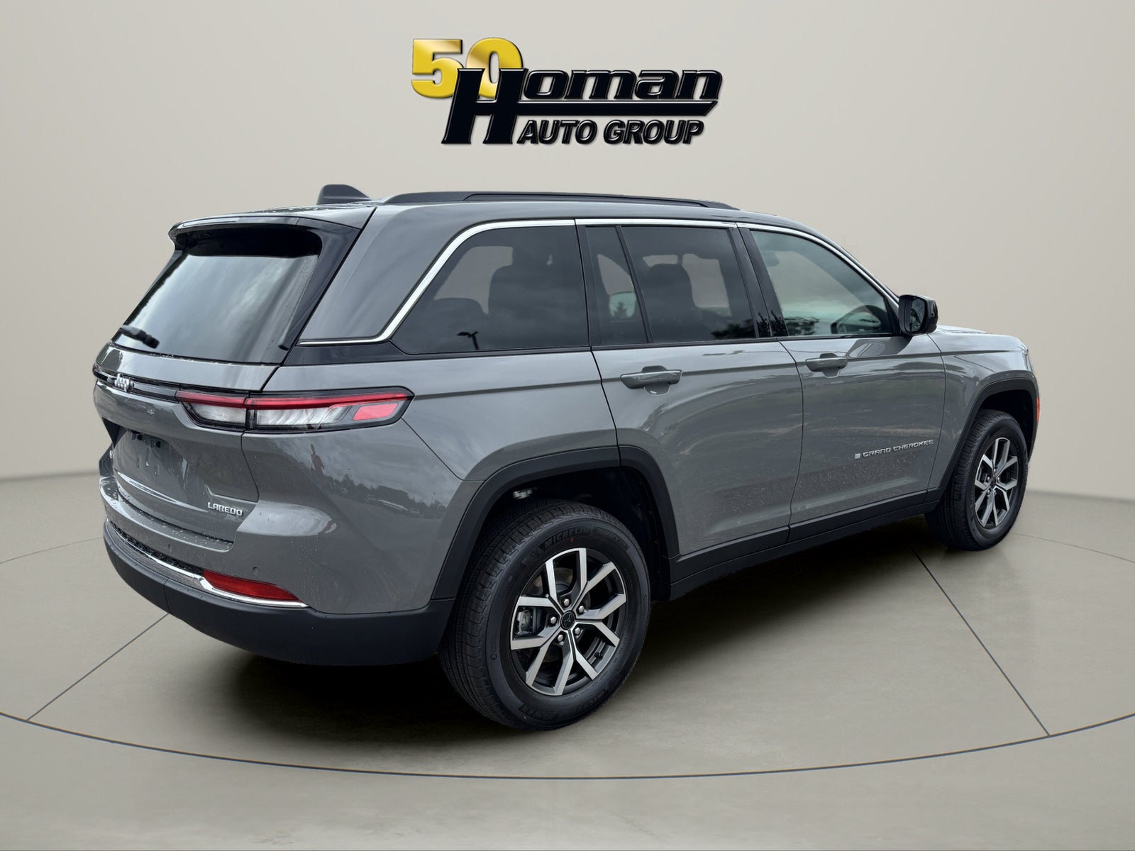 2027 Jeep Grand Cherokee Laredo X