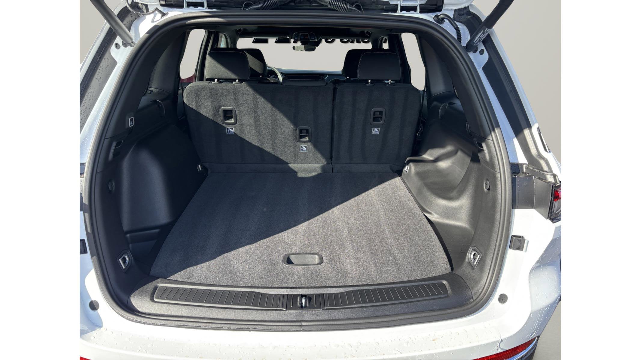 2026 Jeep Grand Cherokee Laredo X