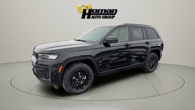 2026 Jeep Grand Cherokee Laredo Altitude
