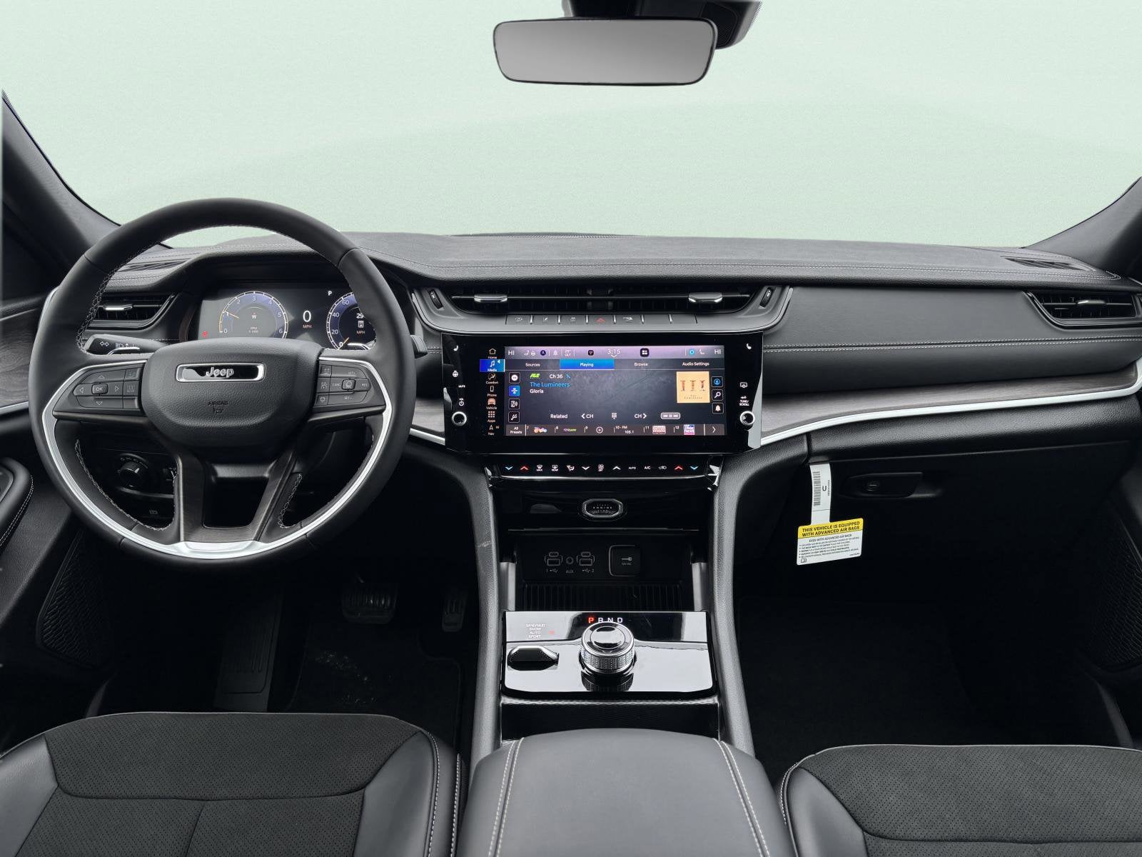 2026 Jeep Grand Cherokee Laredo Altitude