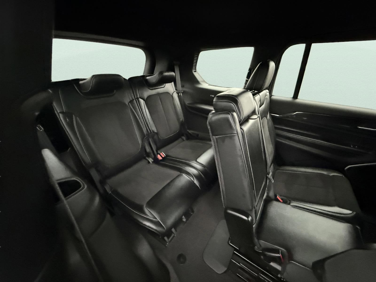 2022 Jeep Grand Cherokee L Altitude