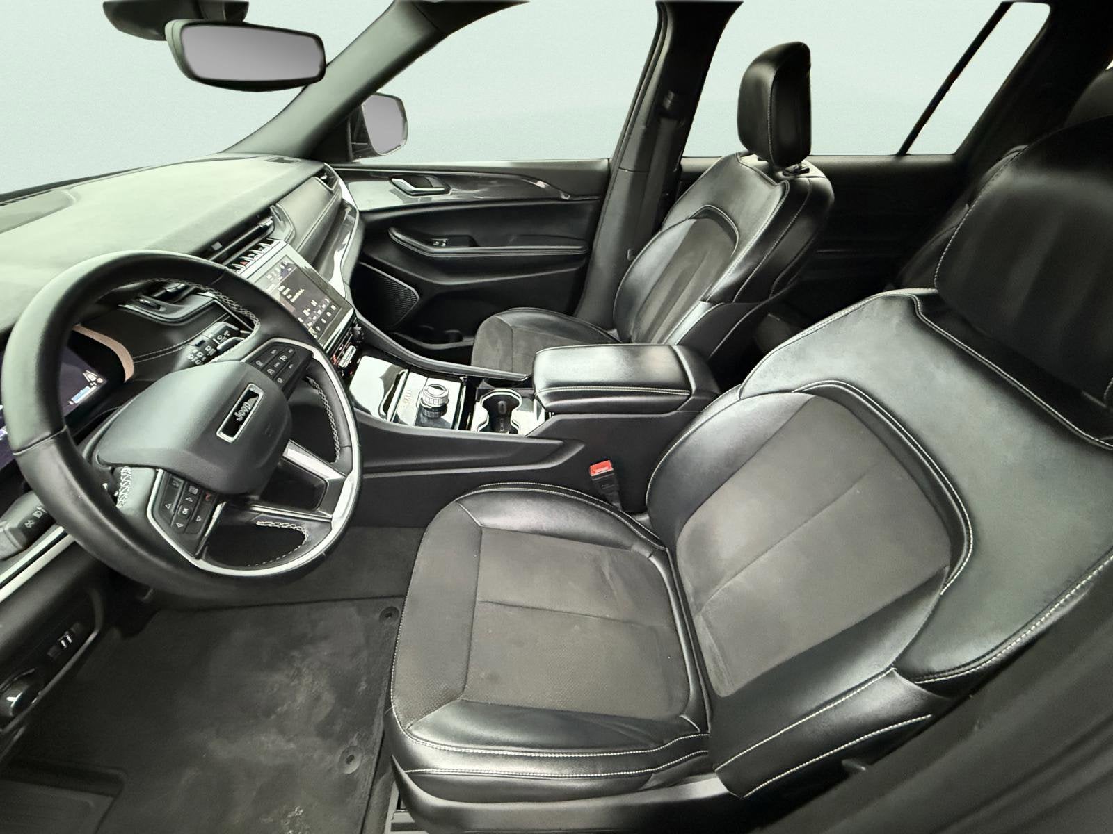 2022 Jeep Grand Cherokee L Altitude