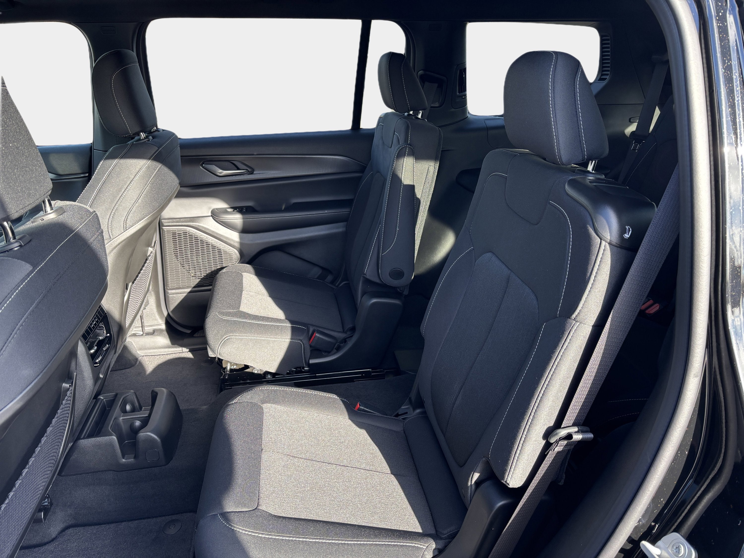 2025 Jeep Grand Cherokee L Laredo X