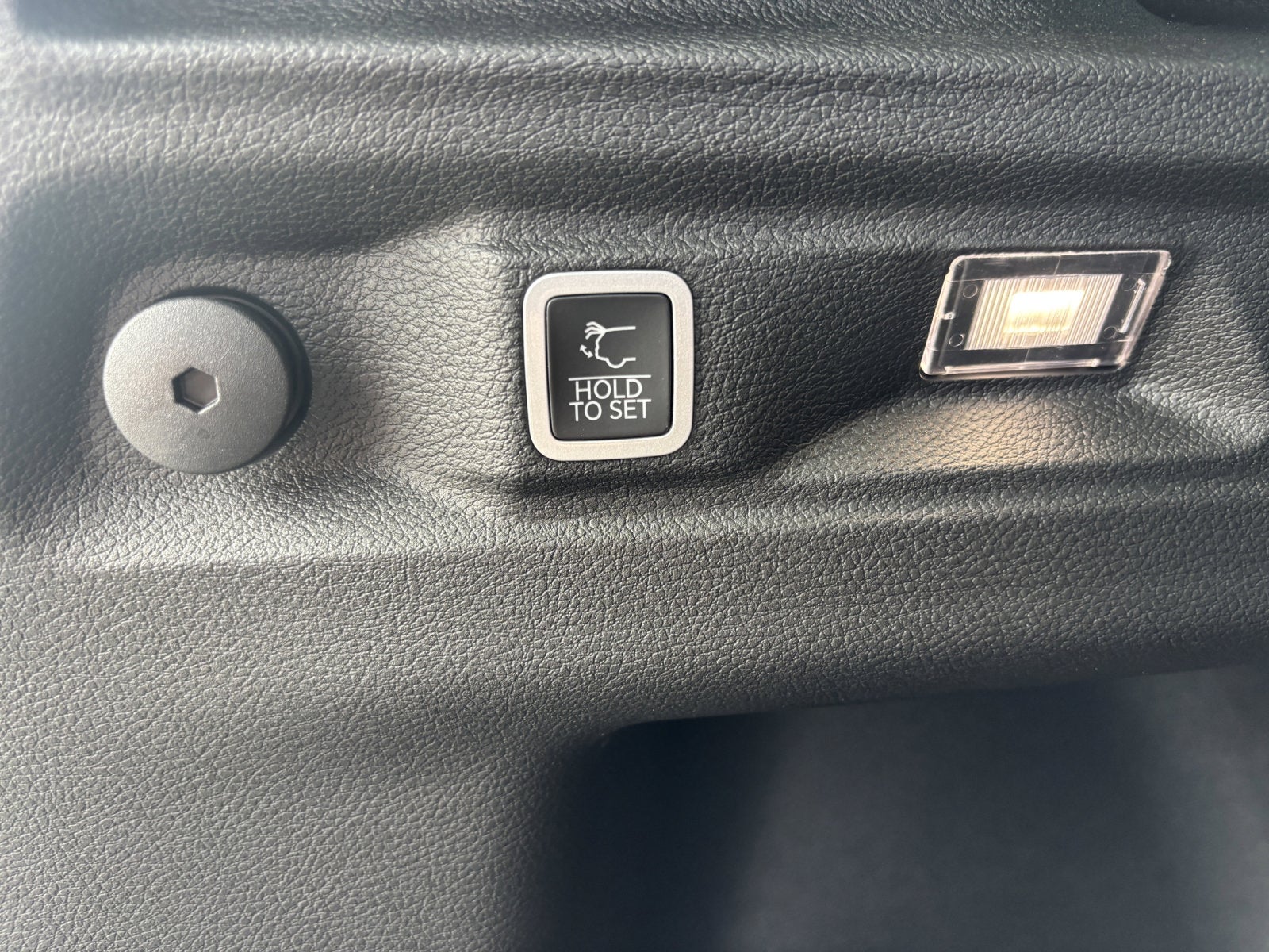 2026 Jeep Grand Cherokee L Laredo Altitude