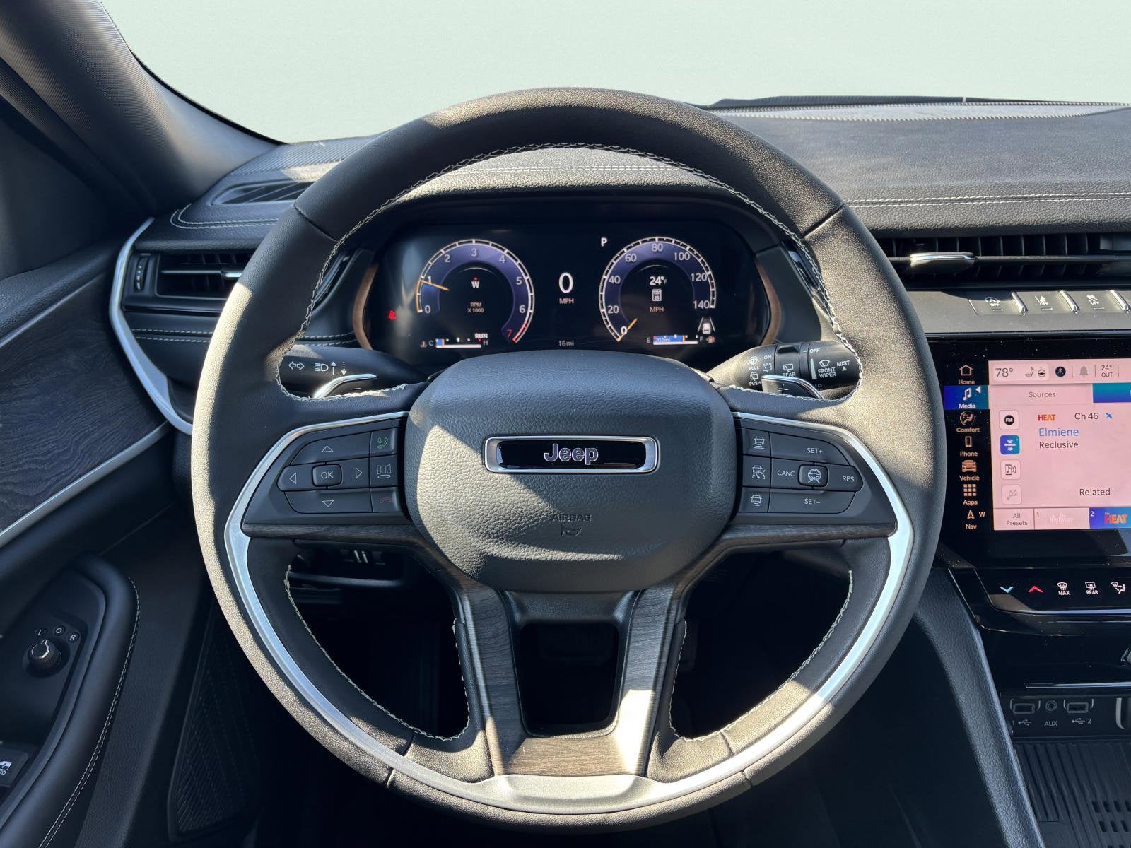 2026 Jeep Grand Cherokee L Laredo Altitude