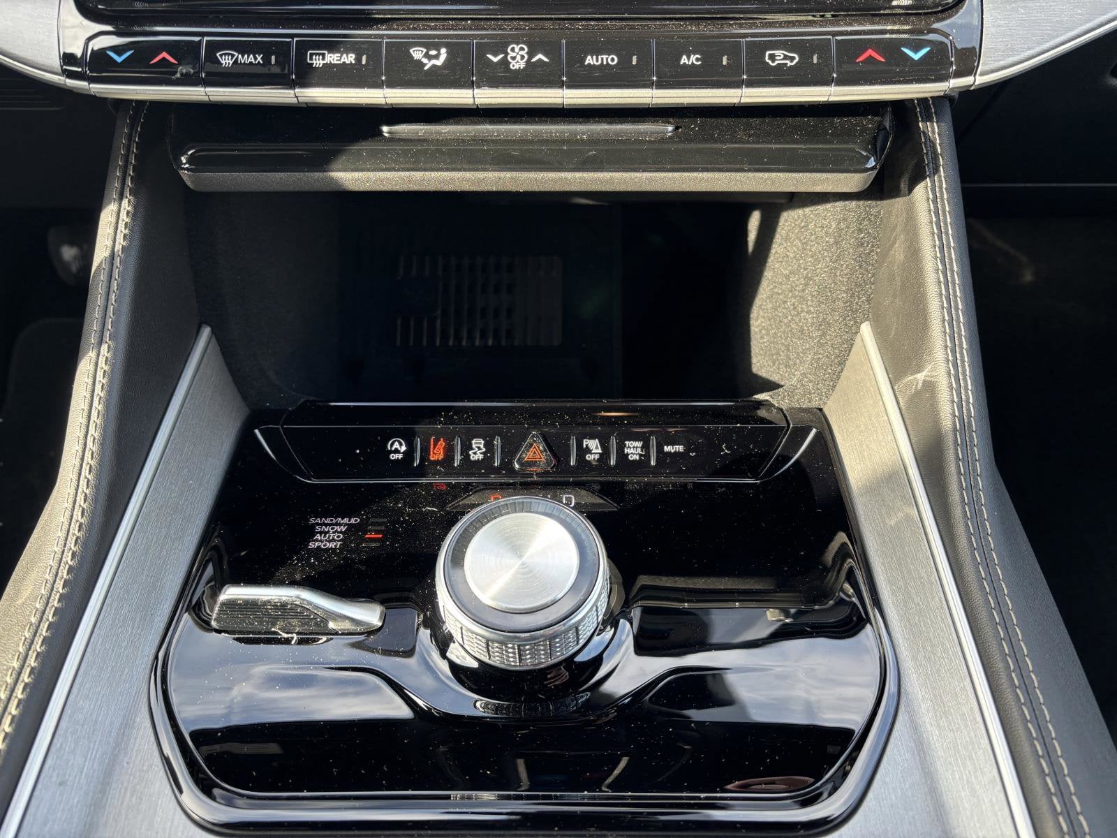 2026 Jeep Grand Wagoneer L WSJM76