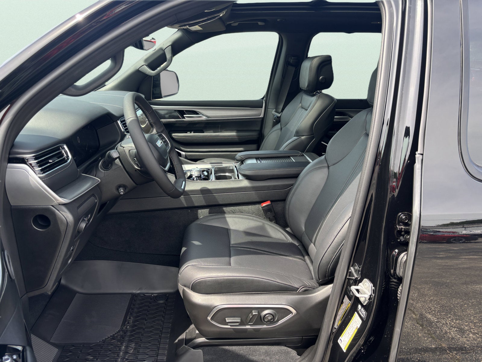 2026 Jeep Grand Wagoneer Limited Reserve