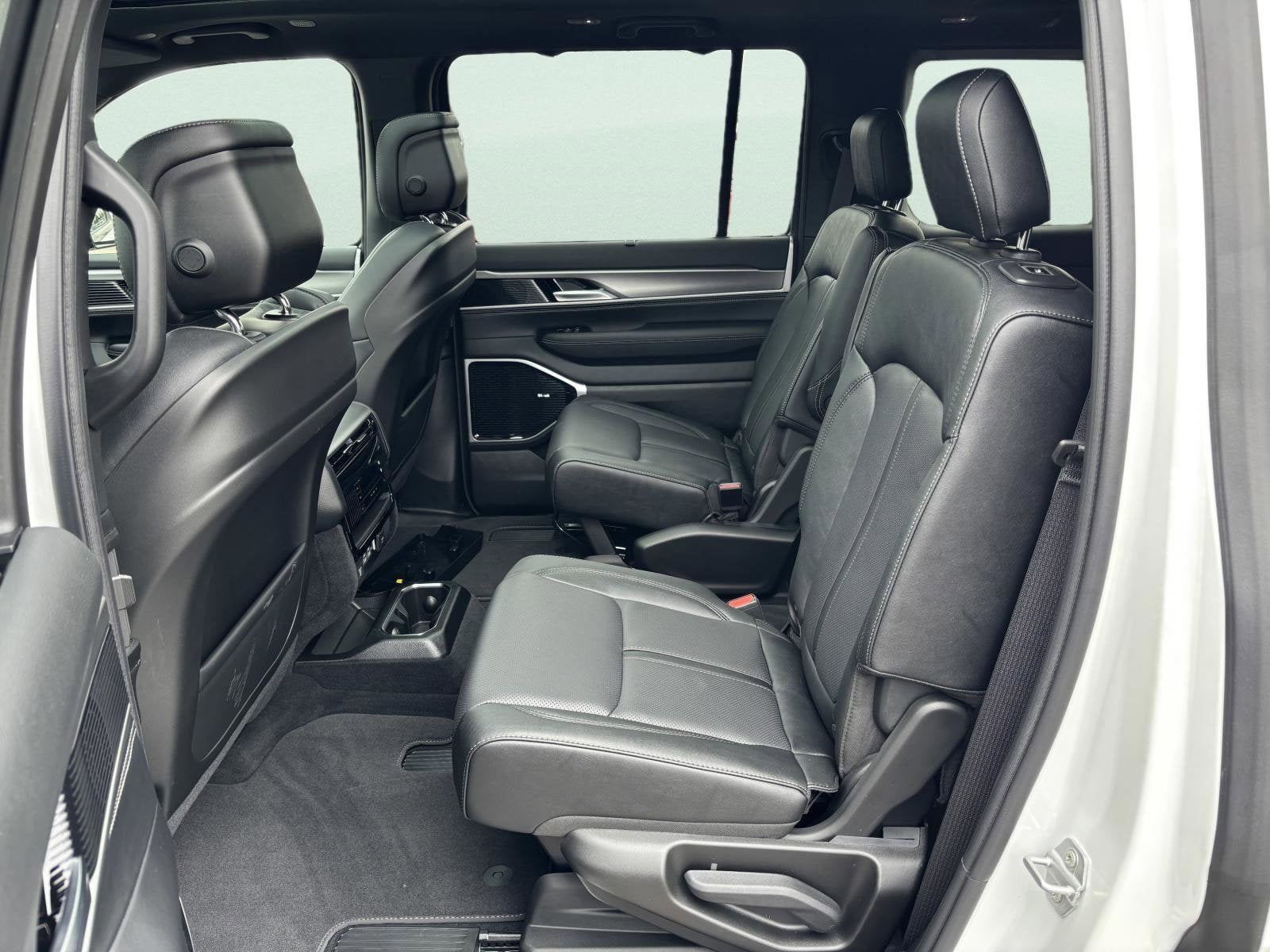 2026 Jeep Grand Wagoneer Limited Reserve