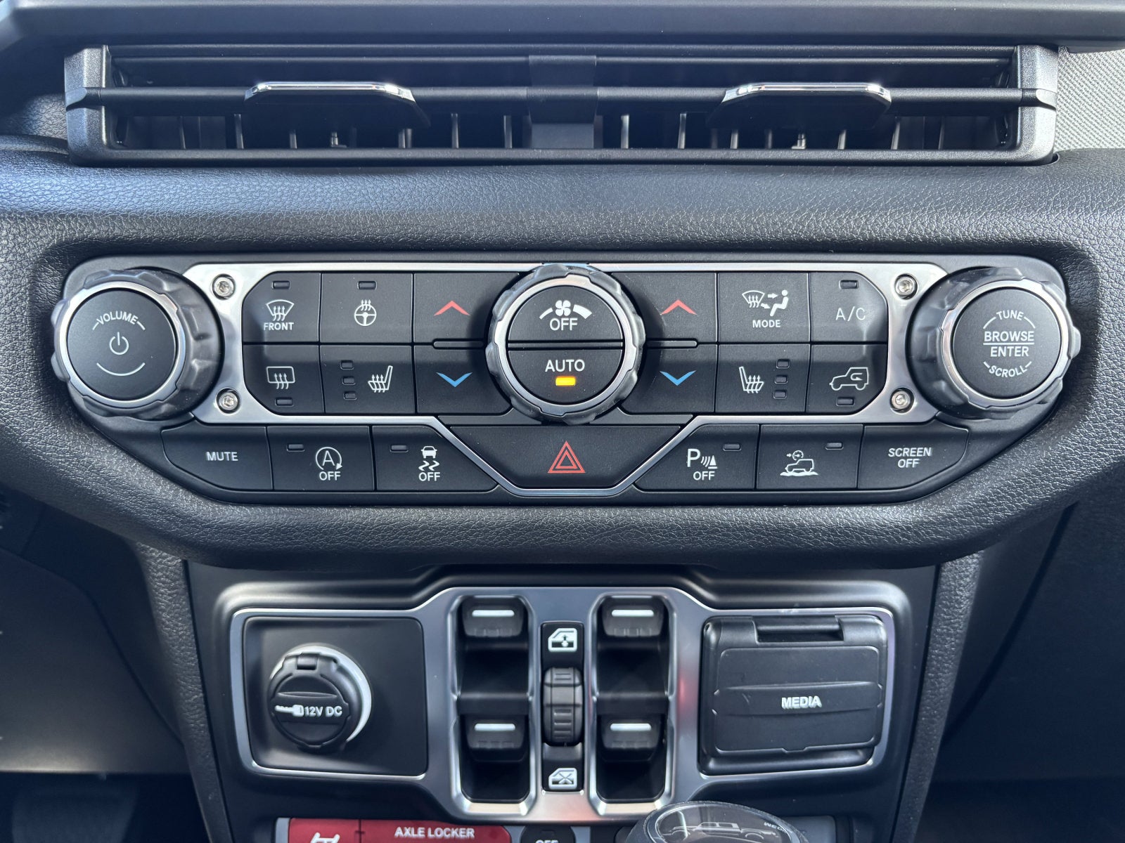 2026 Jeep Gladiator Willys