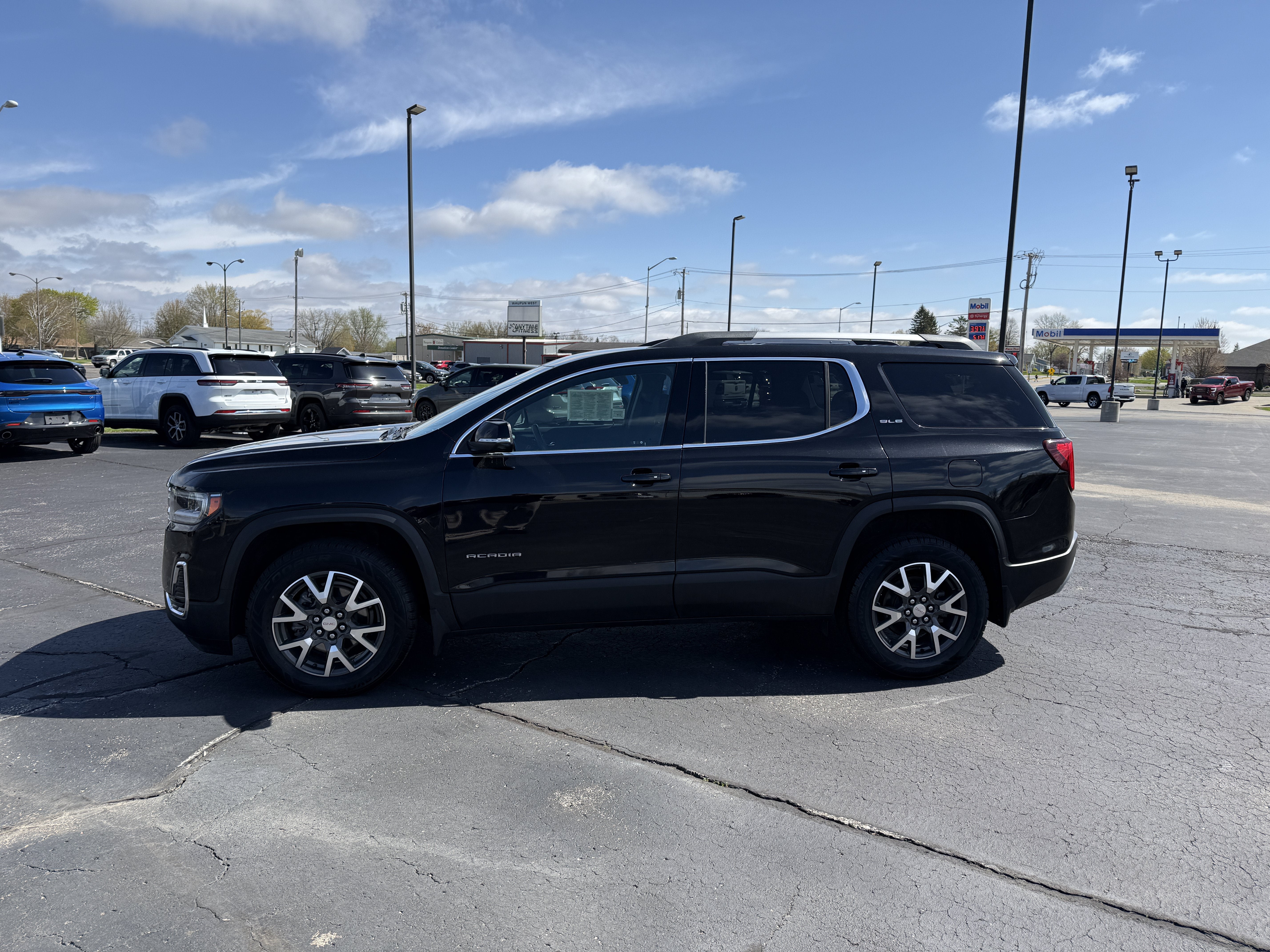 2021 GMC Acadia SLE