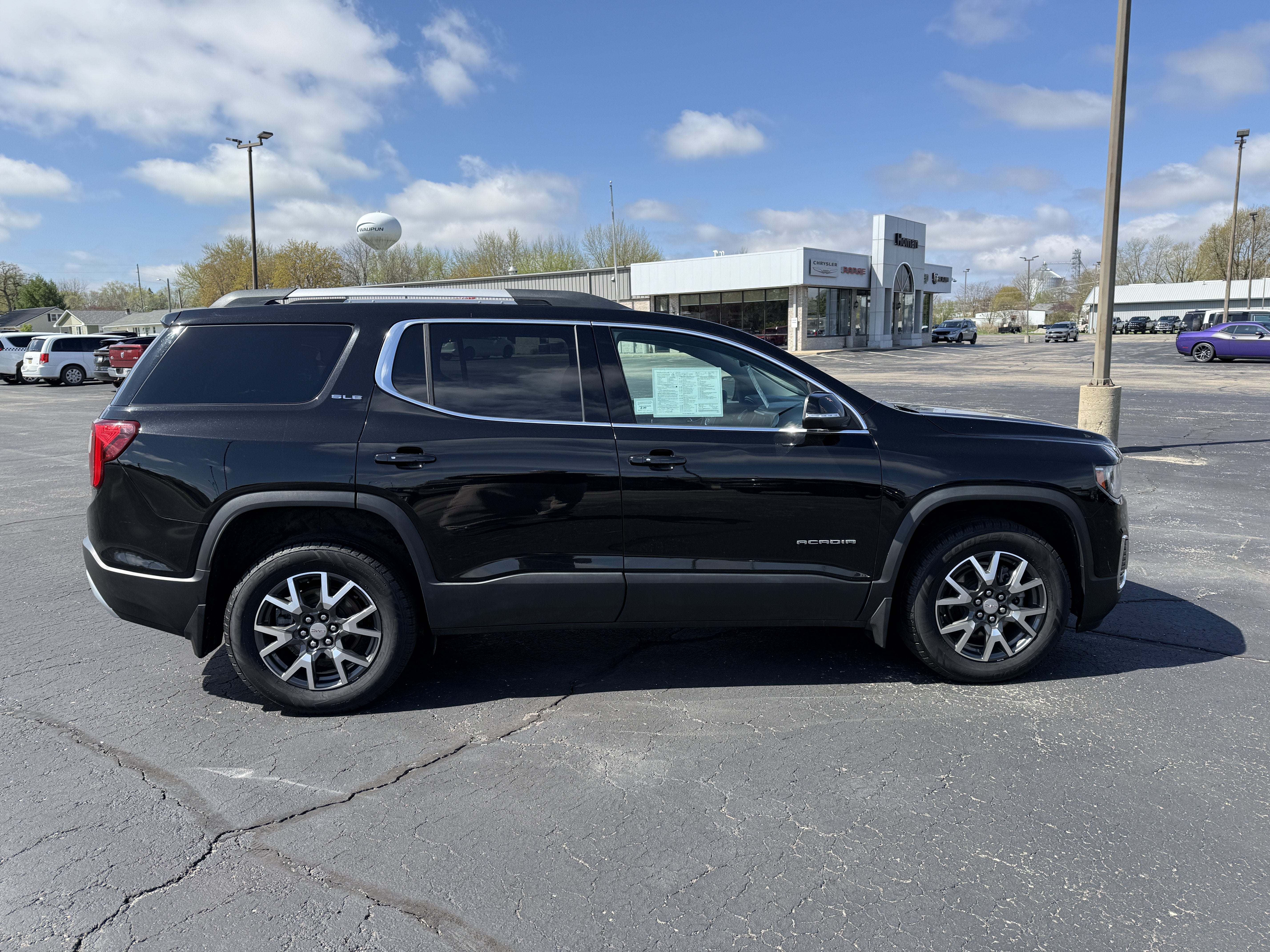 2021 GMC Acadia SLE