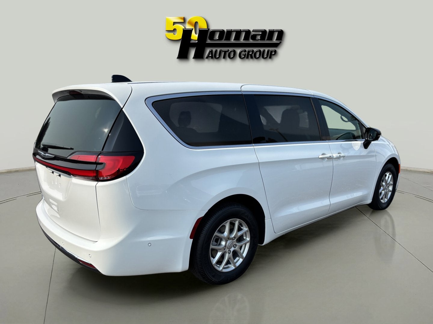 2025 Chrysler Pacifica Select