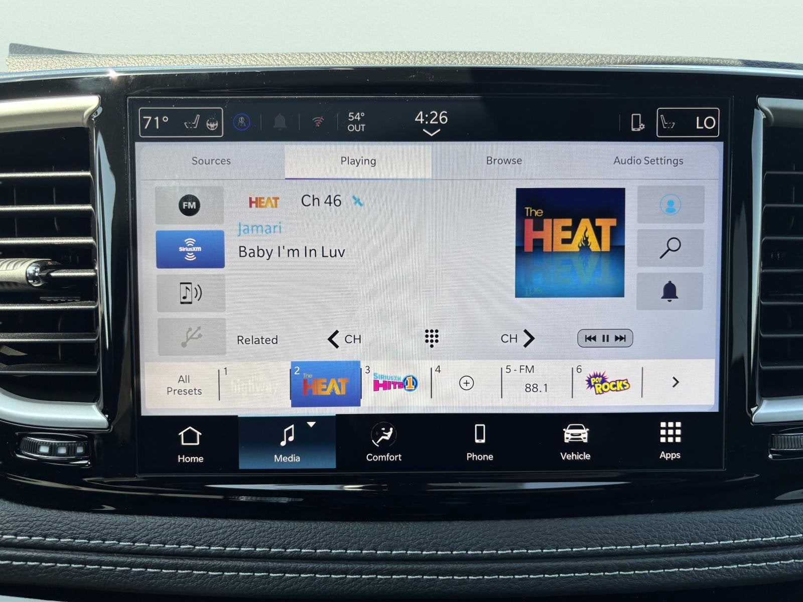 2026 Chrysler Pacifica Select