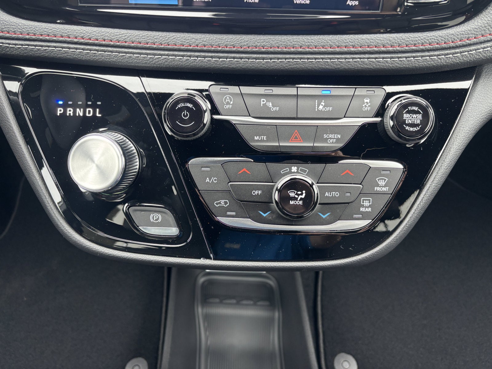2027 Chrysler Pacifica Select
