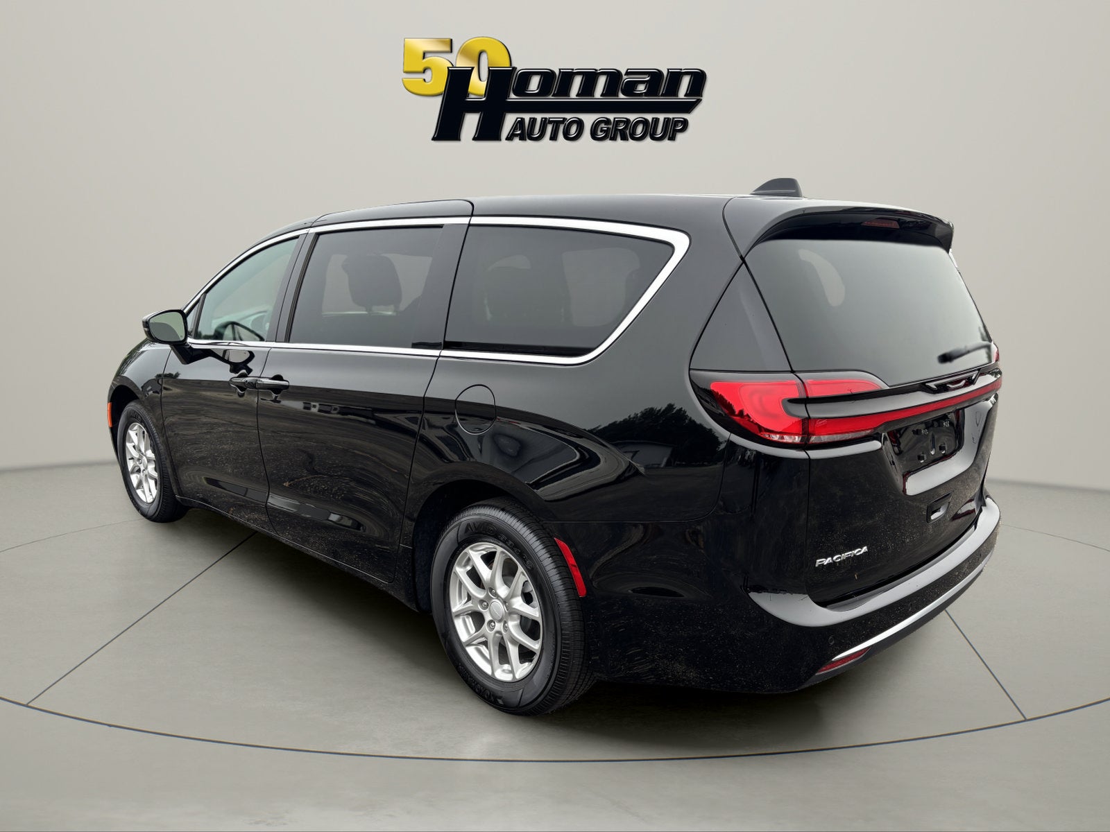 2027 Chrysler Pacifica Select