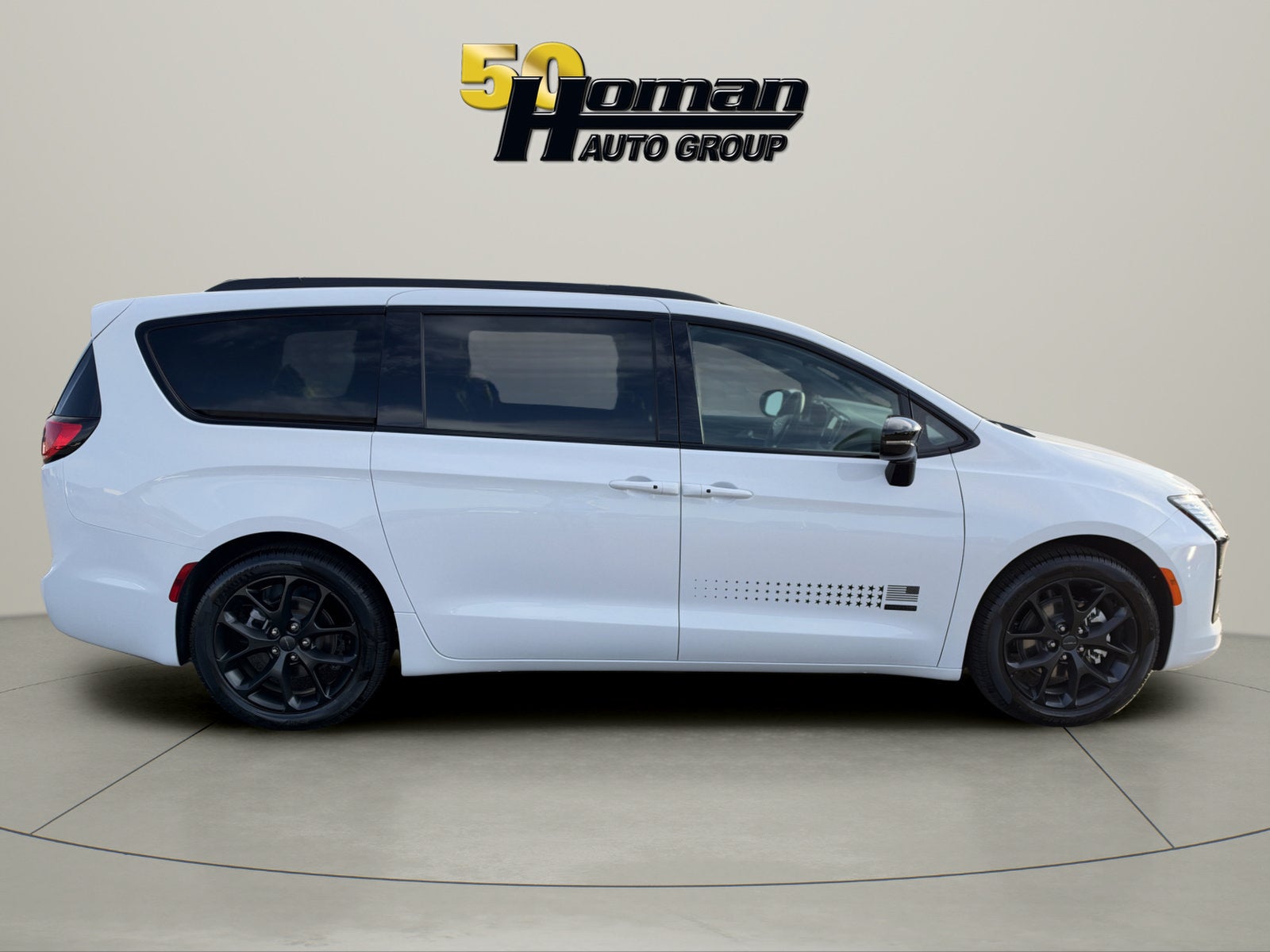 2027 Chrysler Pacifica Select