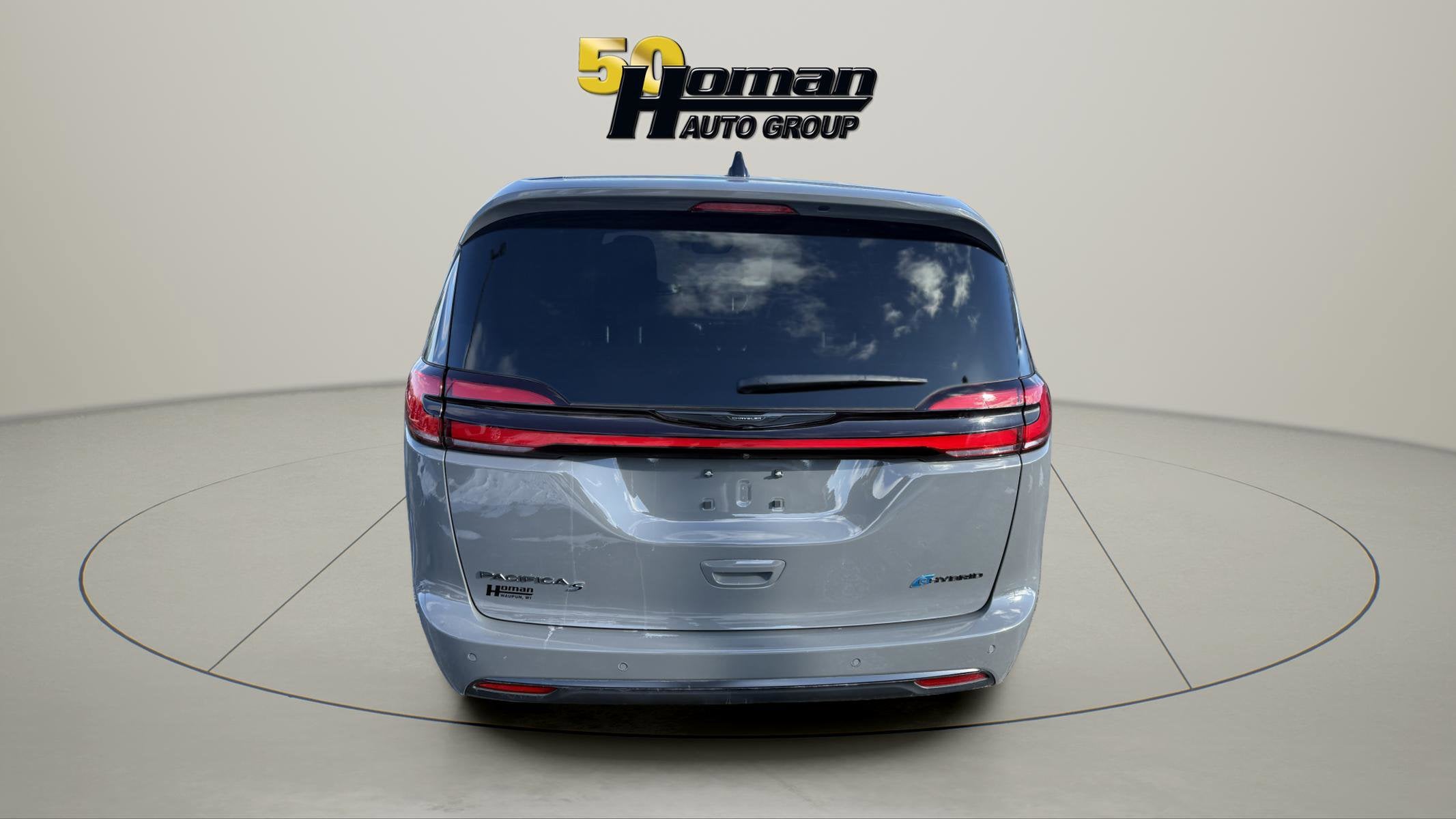 2023 Chrysler Pacifica Hybrid Touring L
