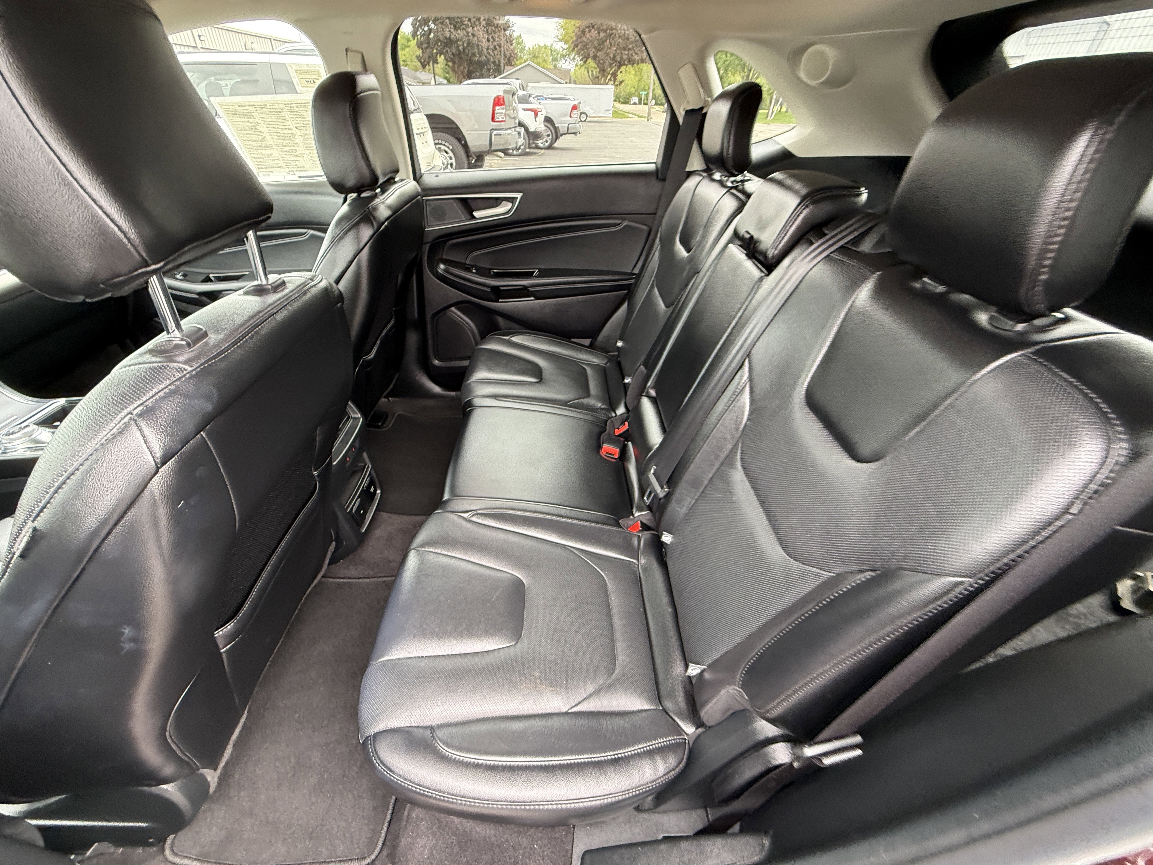 2020 Ford Edge Titanium