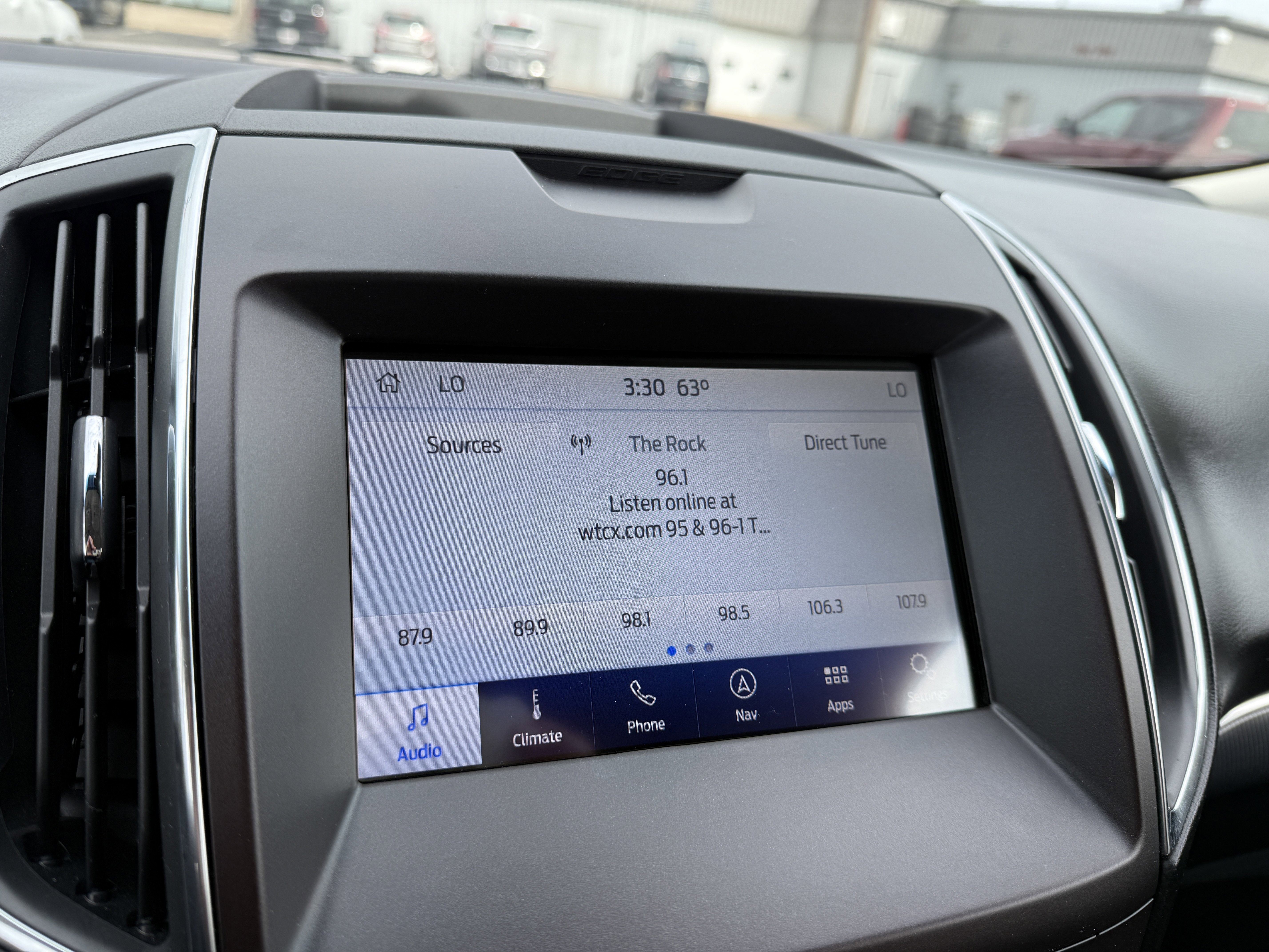 2020 Ford Edge Titanium