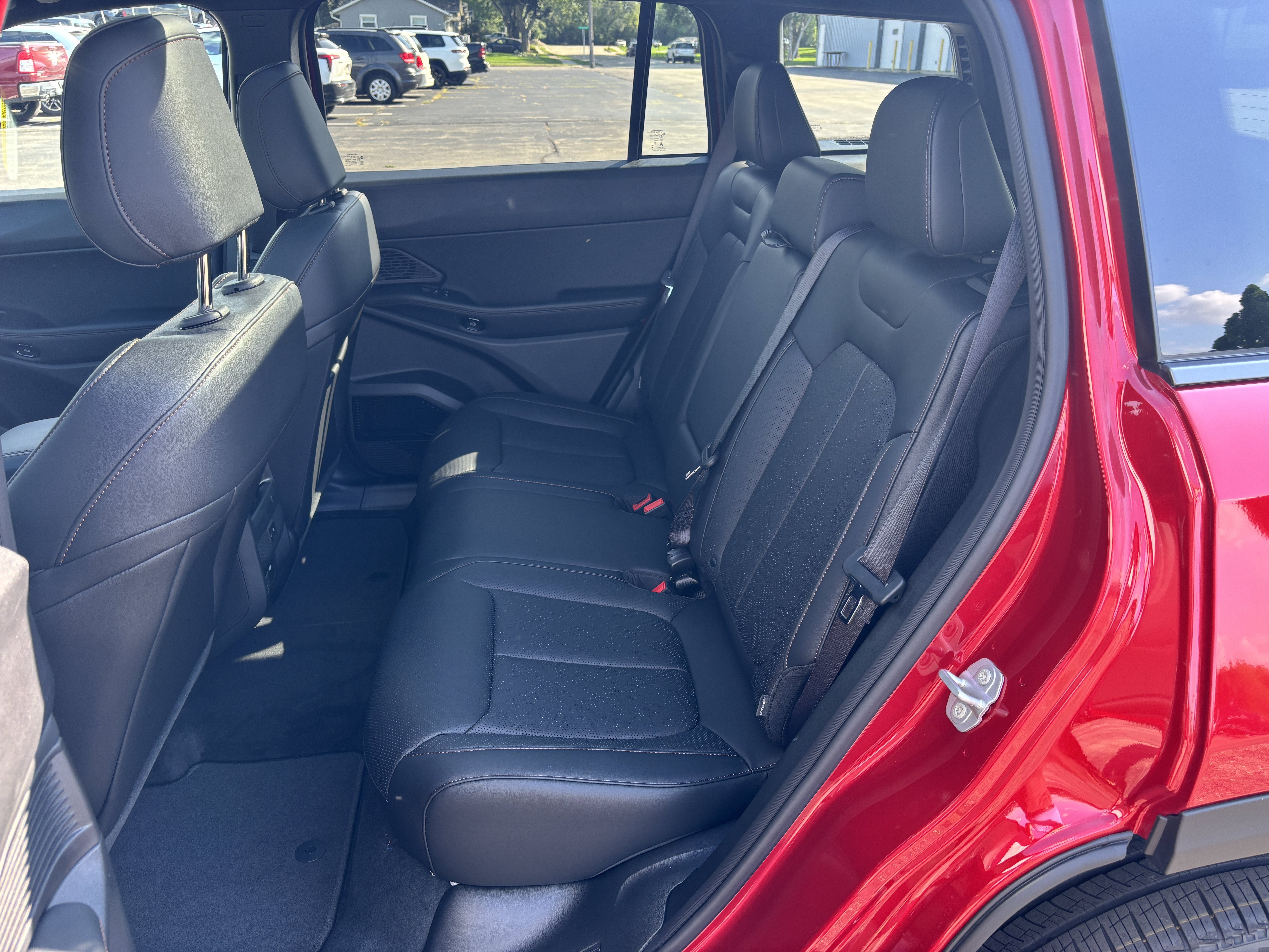 2026 Jeep Cherokee Overland