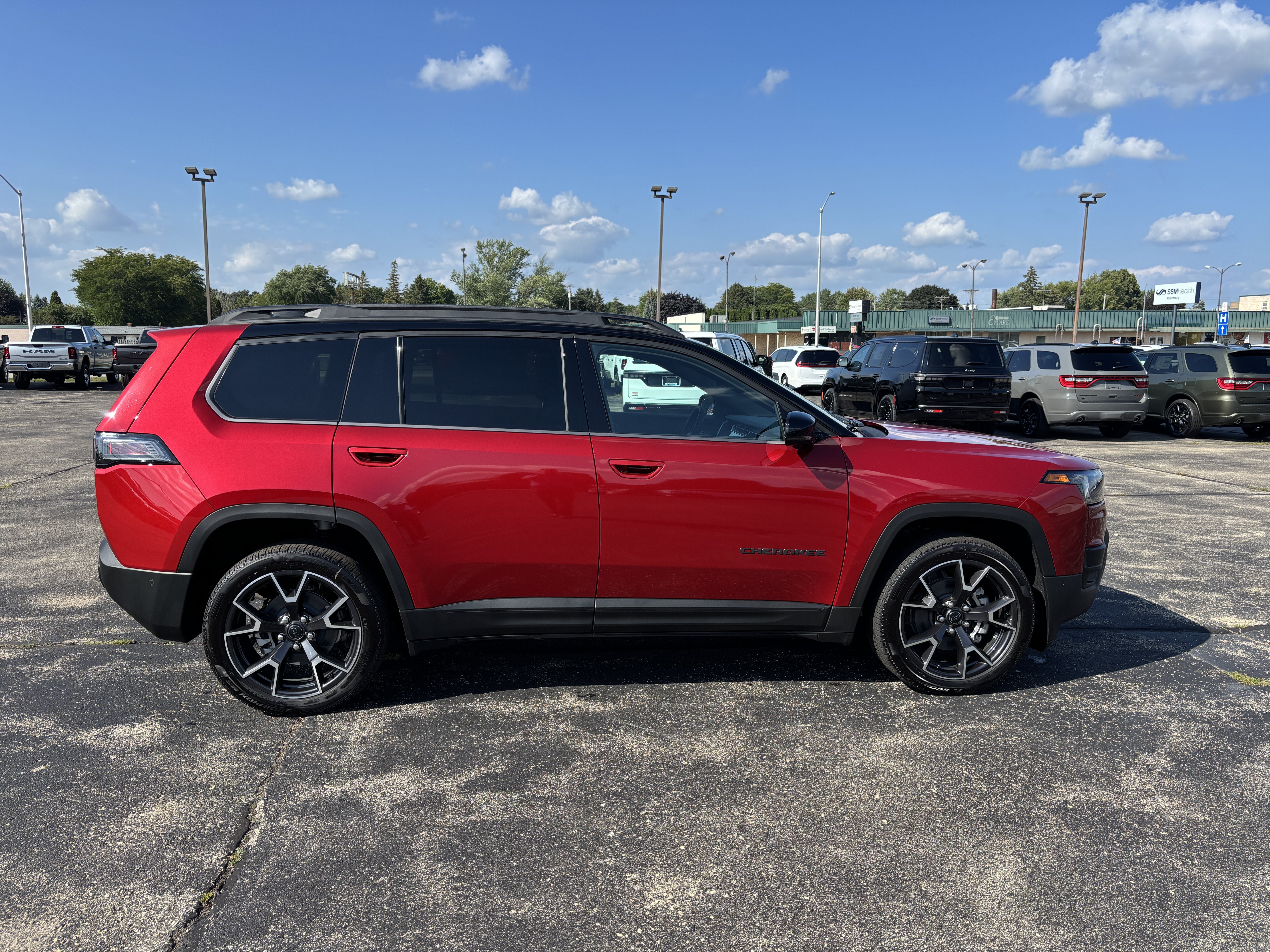 2026 Jeep Cherokee Overland