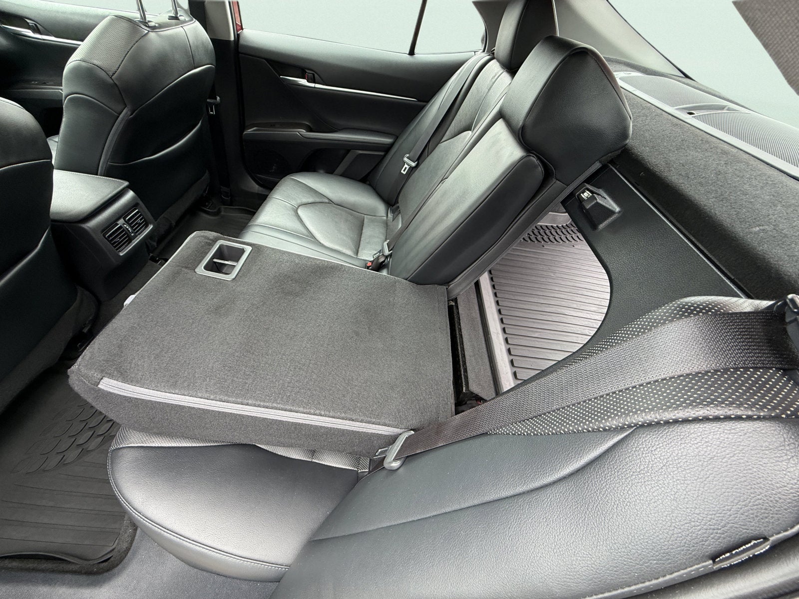 2021 Toyota Camry XLE V6