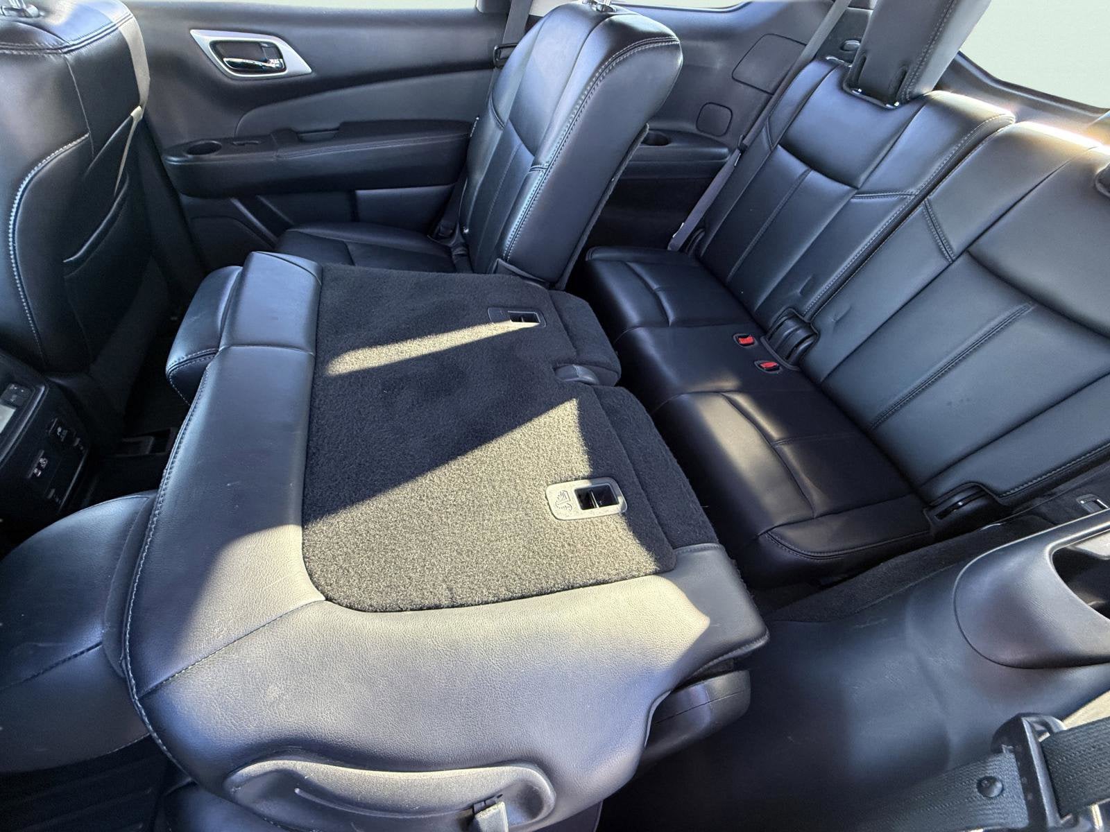 2019 Nissan Pathfinder SL